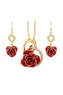 Ensemble de bijoux rose rouge. Style de cœur